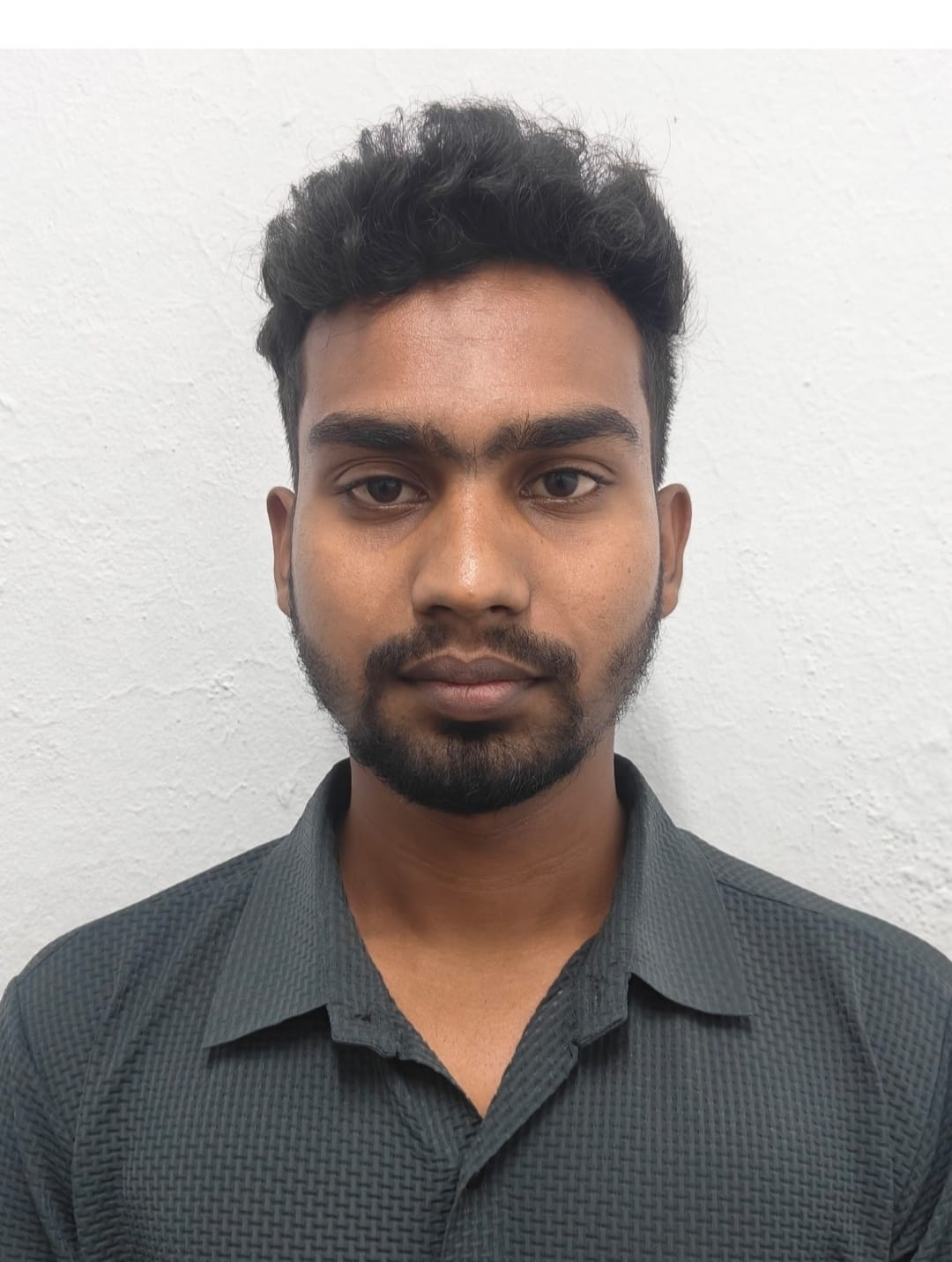 Rakesh - Chief Operations Officer of SSE Couriers